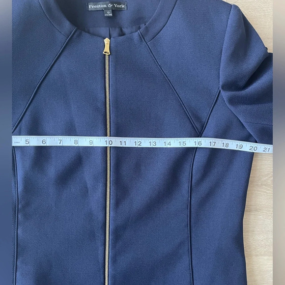 Preston and York Navy Blue Gold Zip Blazer - Picture 4 of 8